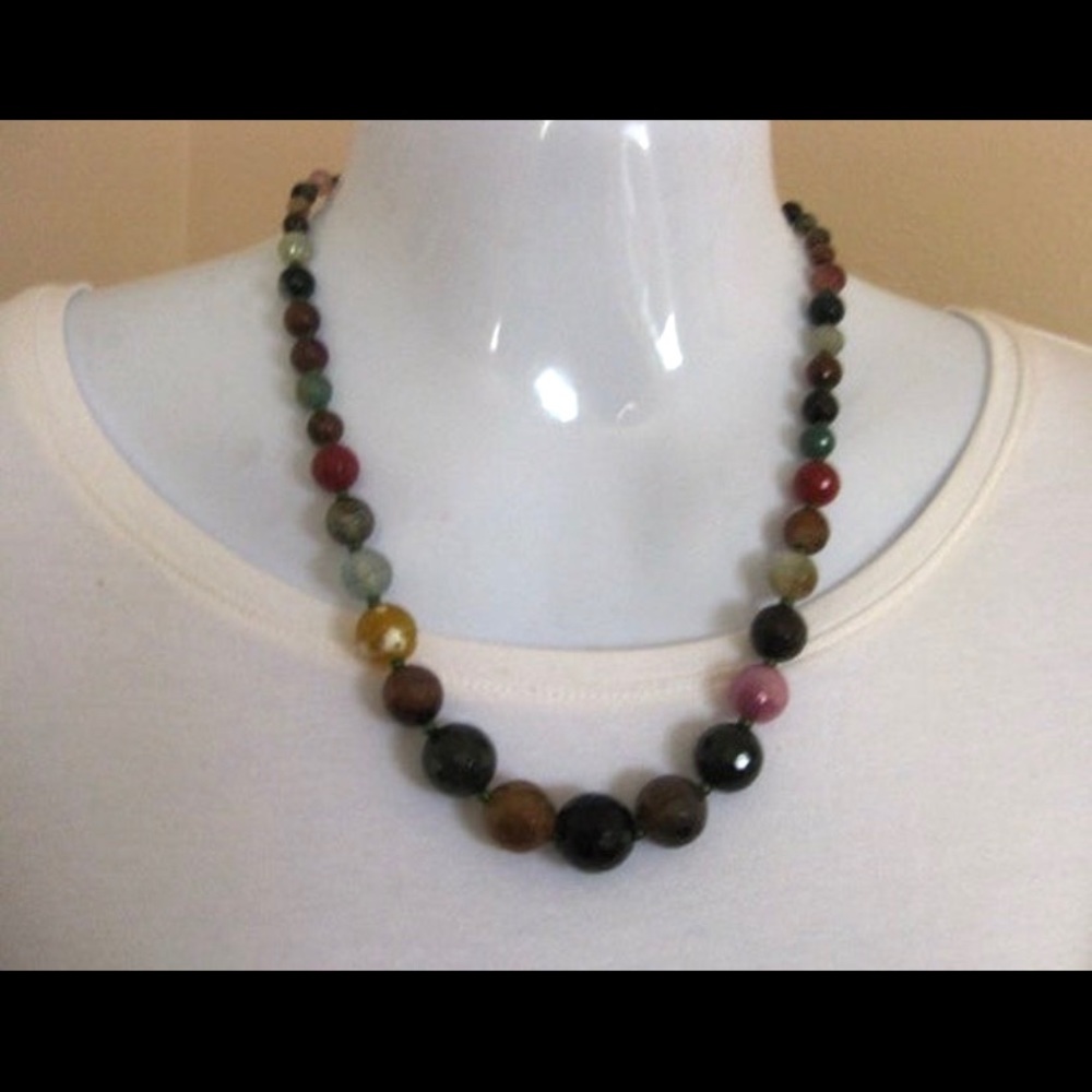 Rainbow fire agate necklace - Picture 2 of 4